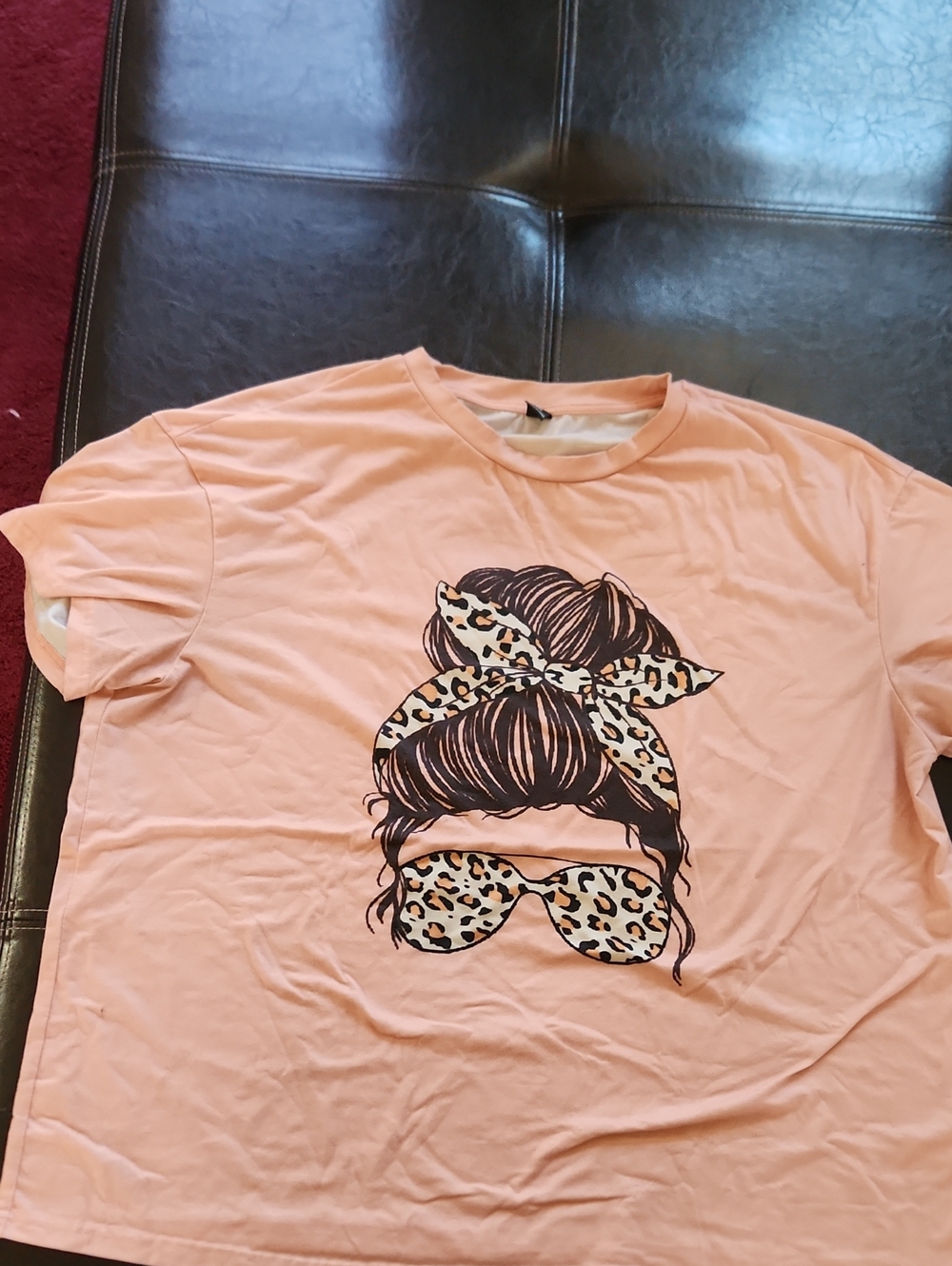 Women's Peach Graphic Tee with Leopard Accents